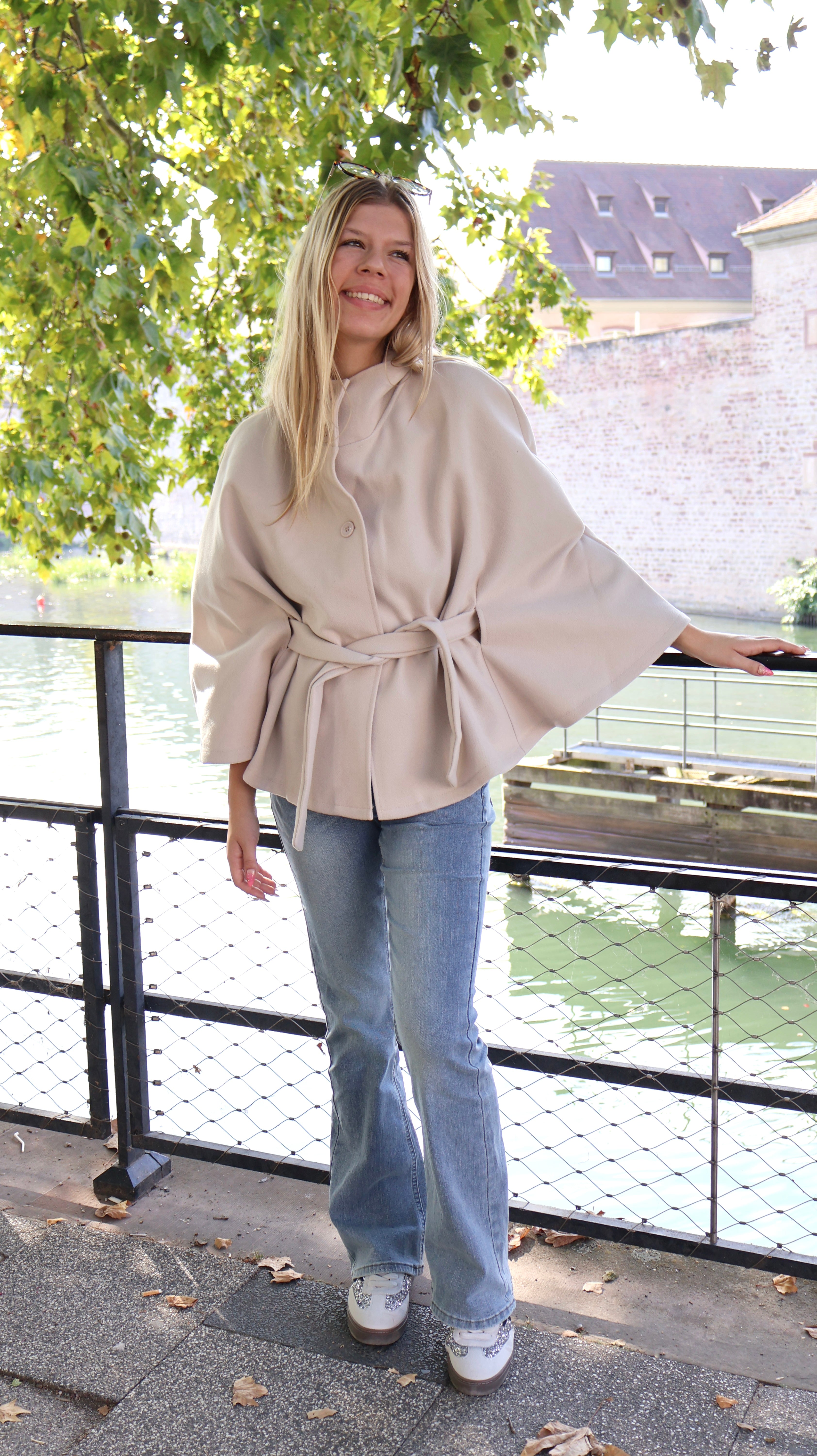 Cape SORA Beige